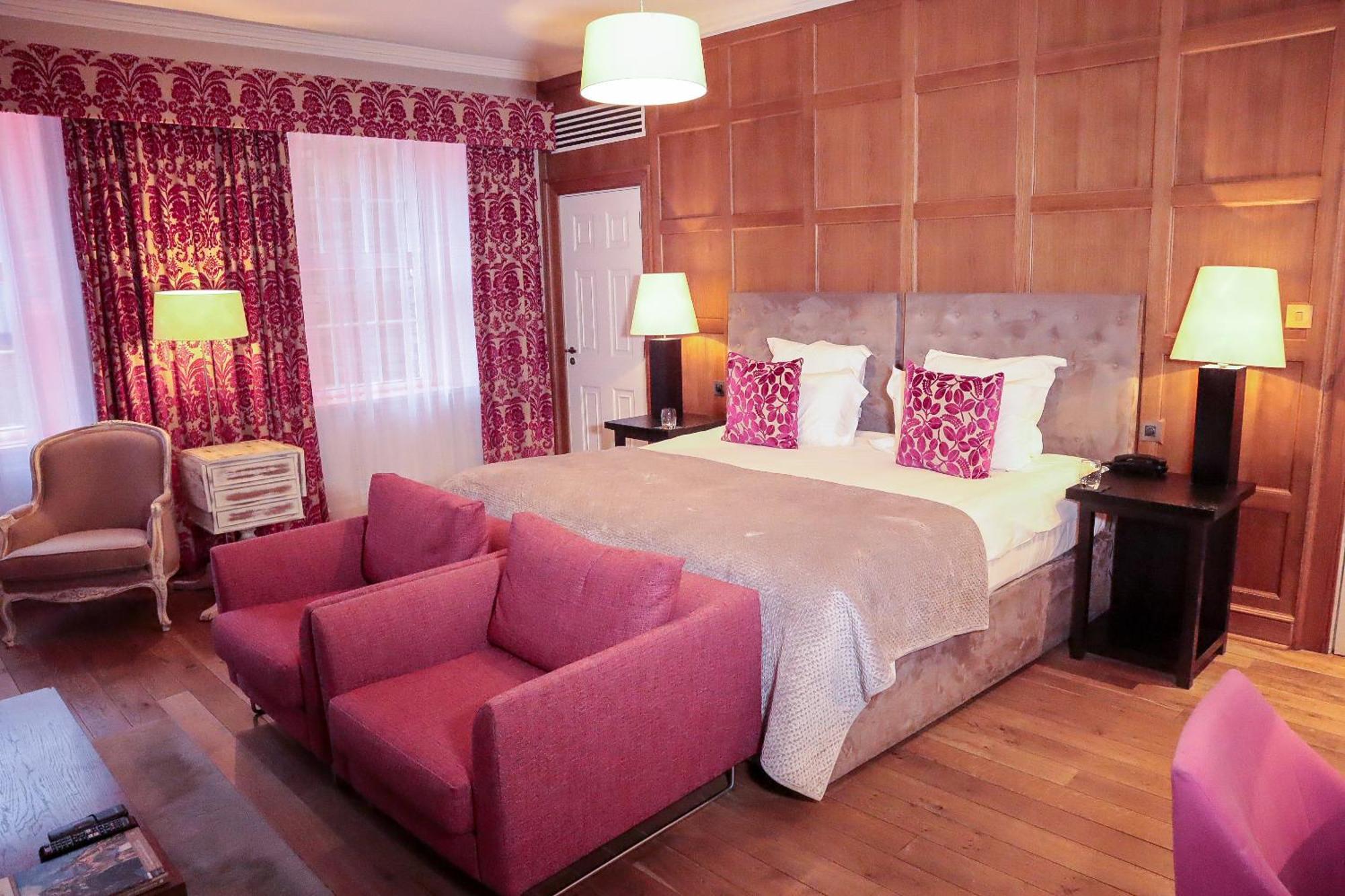 Tigerlily Hotel