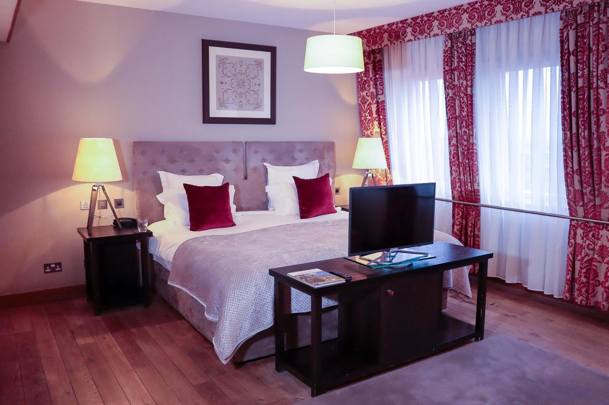 Tigerlily Hotel 4*
